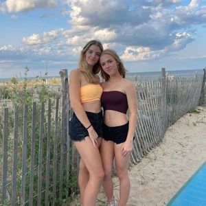 Meet your Posher, Brielle